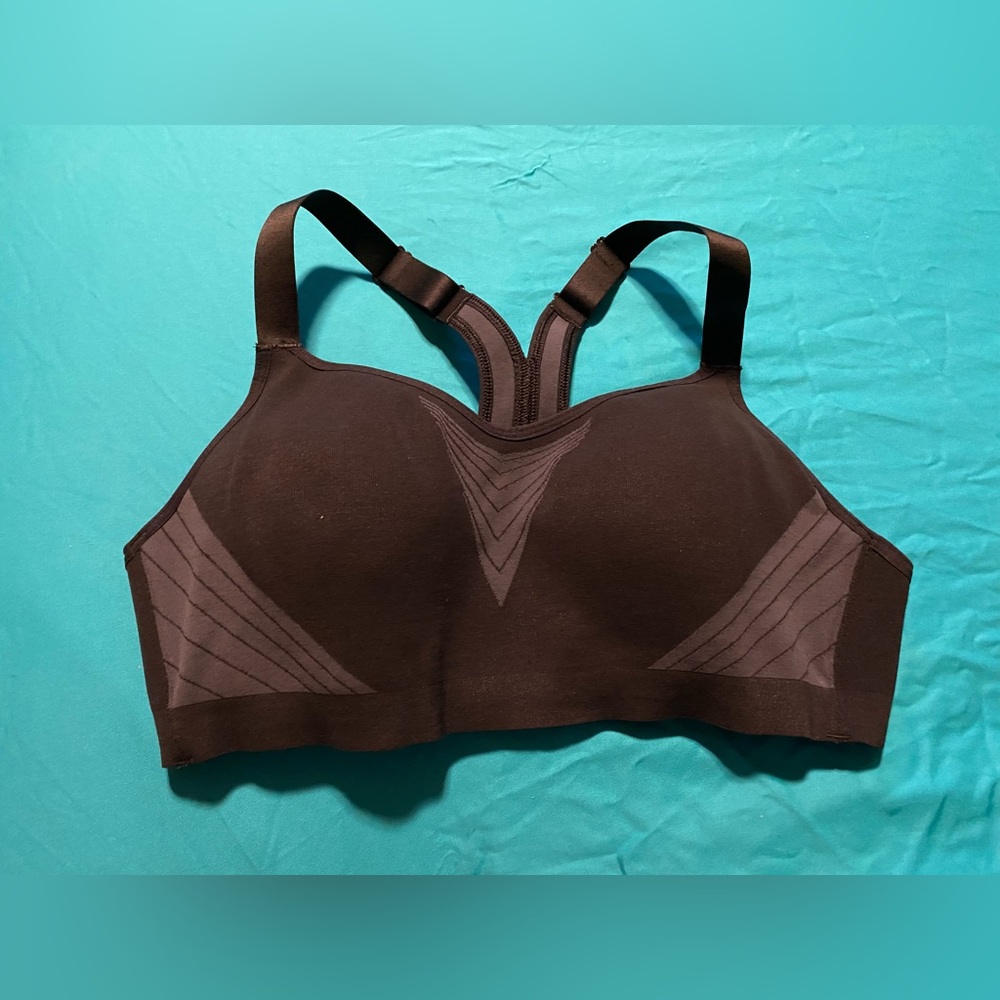 Victoria secret, sports bra, medium impact, 36C